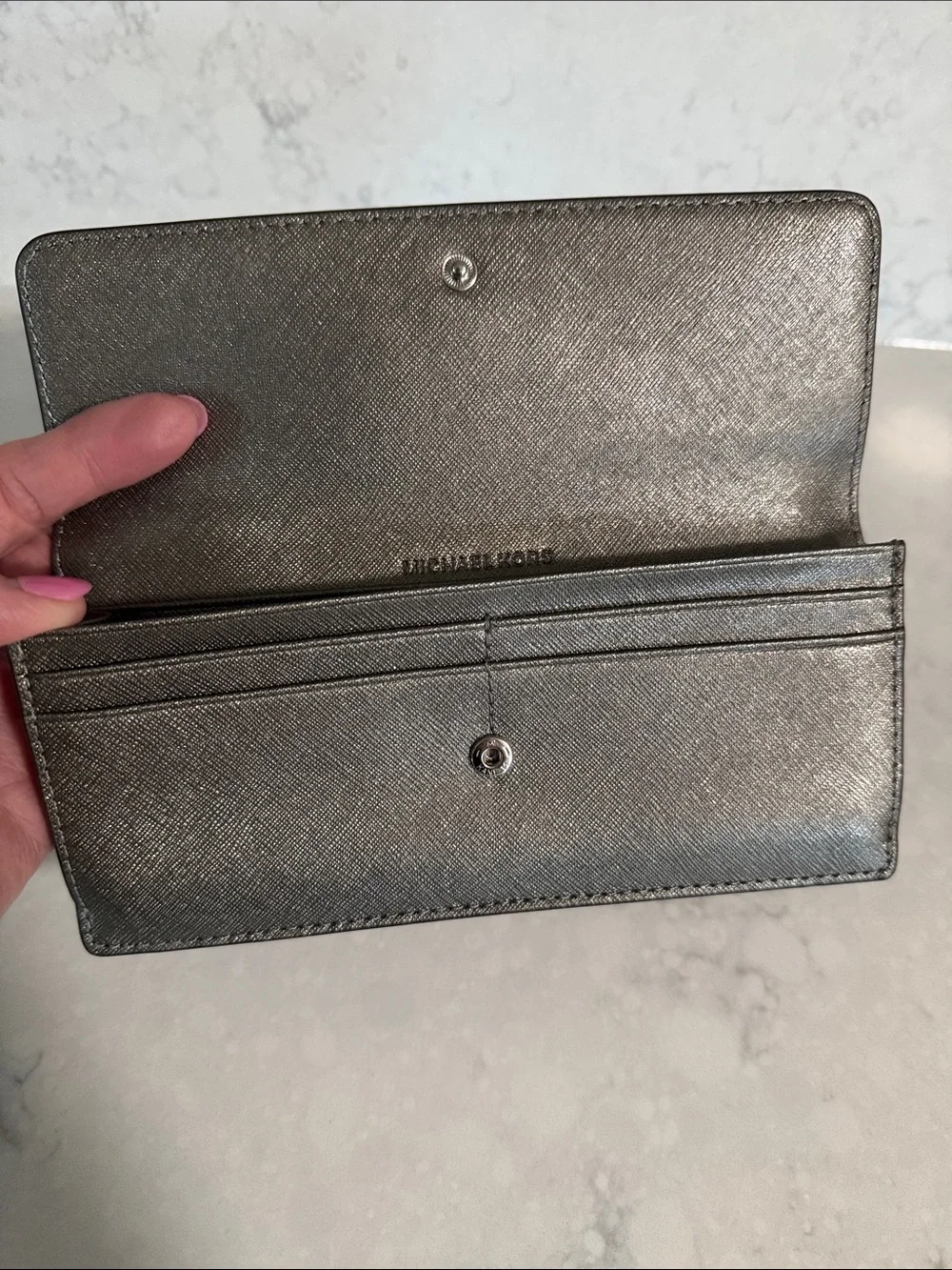 Michael Kors Pewter Metallic Continental Slim Wallet w/Logo Plaque- never used